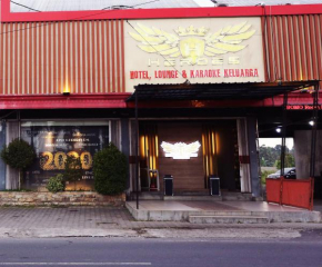 HEROES HOTEL